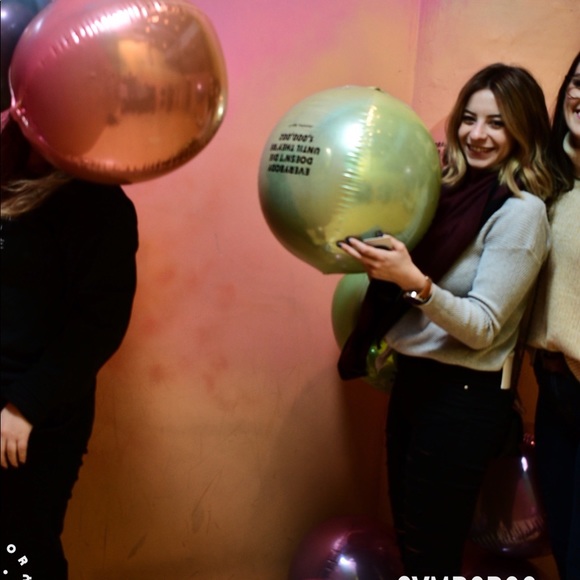 Meet your Posher, Alicia - Picture 1 of 1